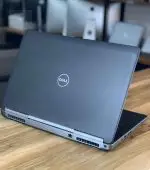 لپ تاپ استوک 17.1 اینچی دل مدلPRECISION 7720 / i7 7920HQ / 16G DDR4 / 512 G SSD / 16G QUADRO P5000 / HD=